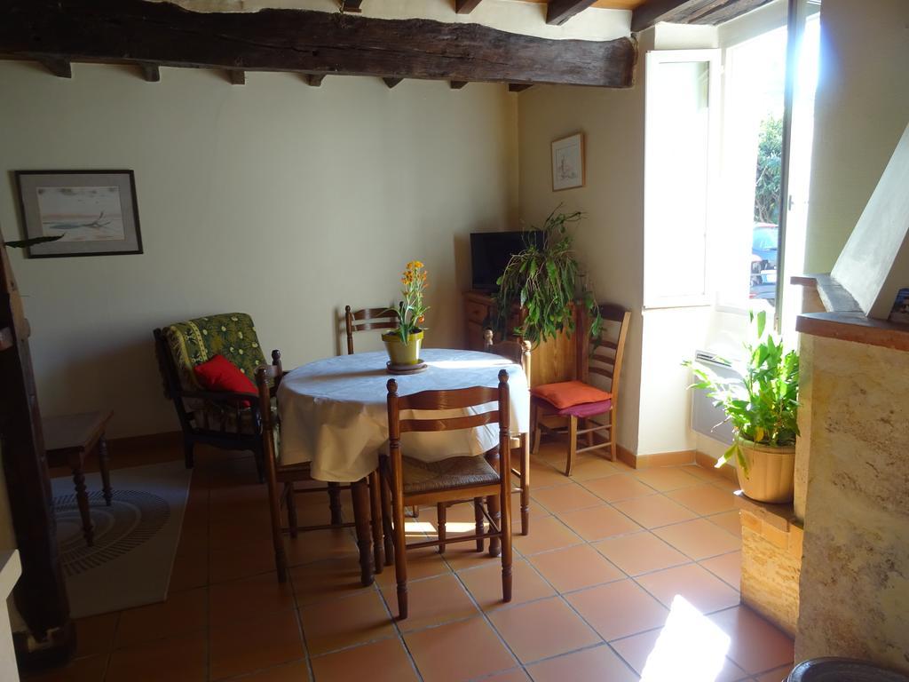 La Maison Des Cornieres Fources Екстер'єр фото